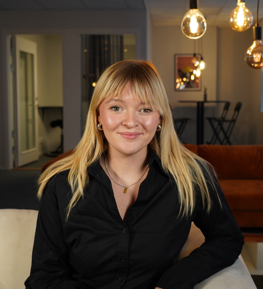 Maja, kontors- och eventkoordinator på World Trade Center Göteborg, porträttbild